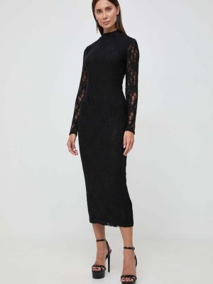 Testhezálló hosszú ruha Bardot fekete