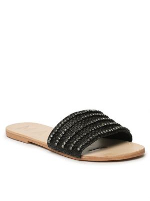 Křišťálové kožené sandály Manebi černé