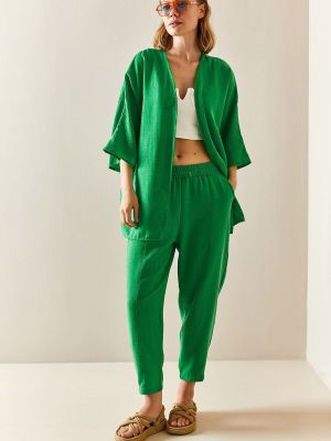 Laza szabású öltöny Xhan zöld