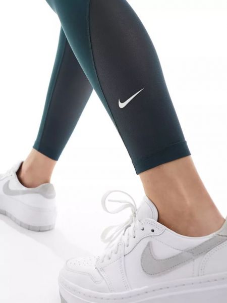 Леггинсы Nike зеленые