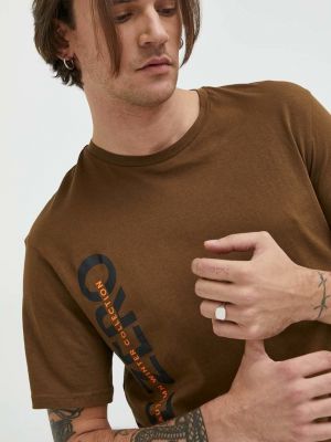 Памучна тениска с дълъг ръкав с принт Jack & Jones кафяво