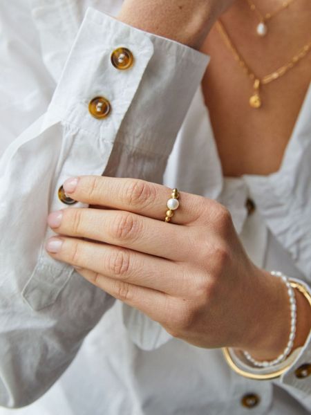 Žiedas su perlais su žvaigždės raštu Astley Clarke