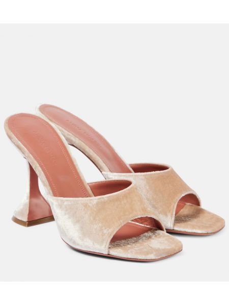 Fløjl mules Amina Muaddi beige