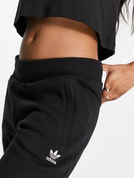 Спортивные штаны слим Adidas Originals черные