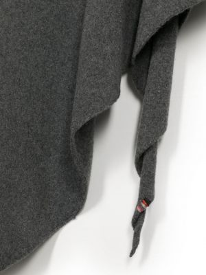 Asymetrický pletený kašmírový pončo Extreme Cashmere šedý
