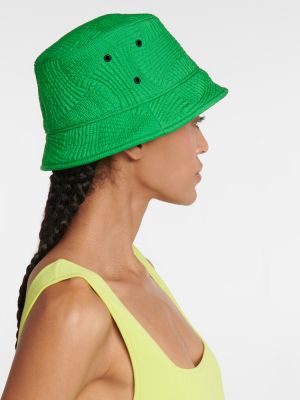 Pikowany nylonowy kapelusz Bottega Veneta zielony