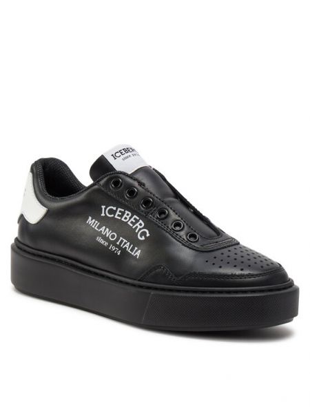 Ilgaauliai batai Iceberg juoda