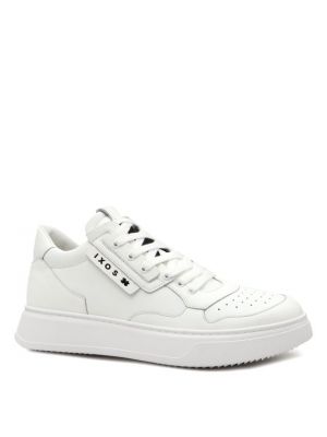 Белые кроссовки Ixos
