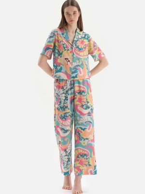 Pijamale cu model floral Dagi