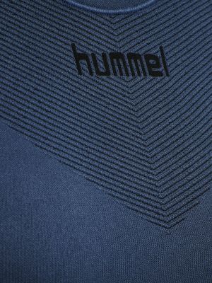 Top in maglia Hummel