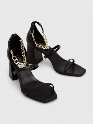 Usnjene sandali Twinset črna