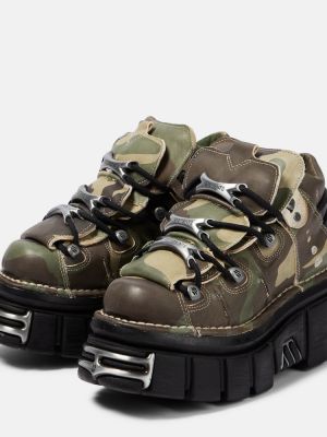Sneakers con platform camouflage Vetements