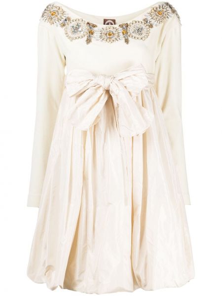 Oversized šaty s mašľou s korálky A.n.g.e.l.o. Vintage Cult biela
