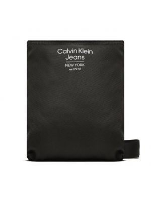 Сумка спортивная Calvin Klein Jeans черная