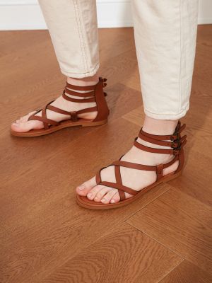 Sandály Trendyol hnědé