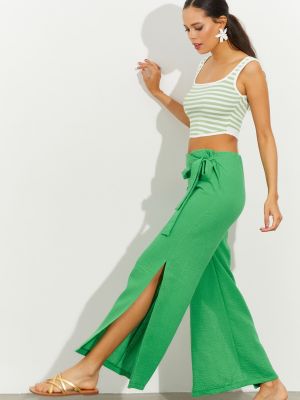 Pantaloni cu croială lejeră Cool & Sexy verde