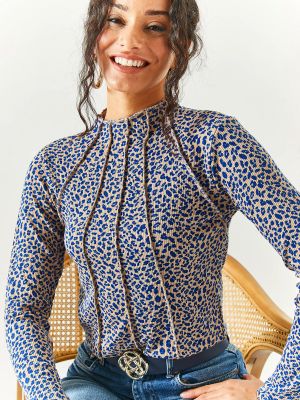 Леопардовая блузка с принтом с высоким воротником Olalook синяя