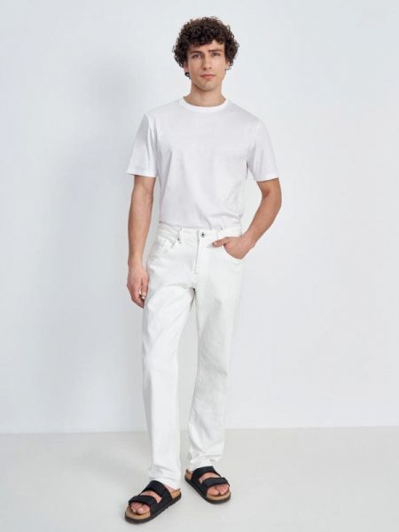 Прямые джинсы Finn Flare белые