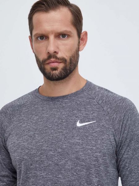 Tričko s dlouhým rukávem s dlouhými rukávy Nike šedé