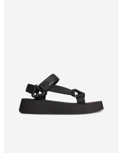 Sandály na platformě Calvin Klein Jeans černé