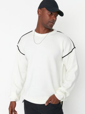 Oversize пуловер Trendyol бяло
