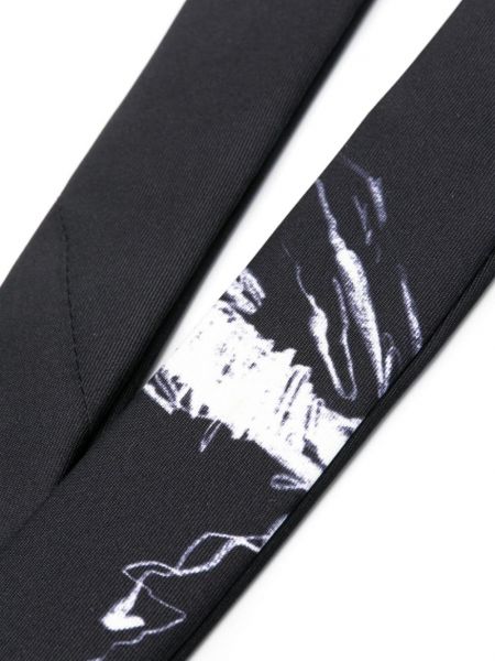 Jedwabny krawat z nadrukiem w abstrakcyjne wzory Emporio Armani