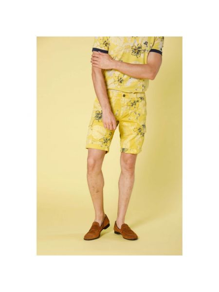 Pantalones cortos cargo Mason's amarillo