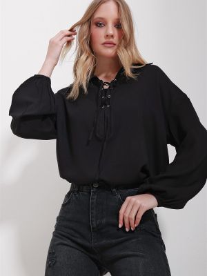 Bluză cu șireturi cu mâneci balon oversize Trend Alaçatı Stili negru