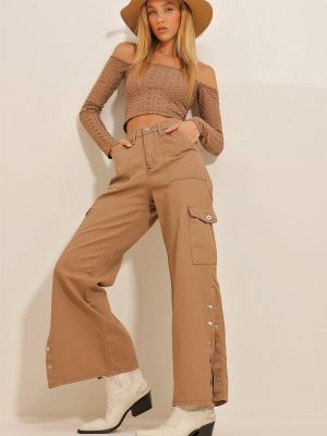 Pantaloni cargo cu buzunare Trend Alaçatı Stili