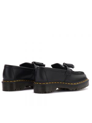Loafers con flecos Dr. Martens negro