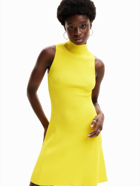 Платье мини Desigual желтое