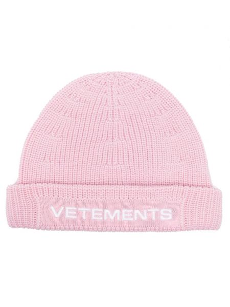 Плетена шапка бродирана Vetements розово