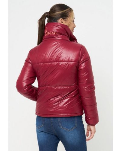 Утепленная демисезонная куртка Bench красная
