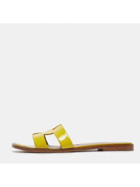 Sandały skórzane Hermès Vintage żółte