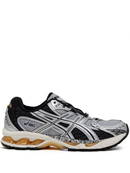 Tennarit Asics Nimbus harmaa