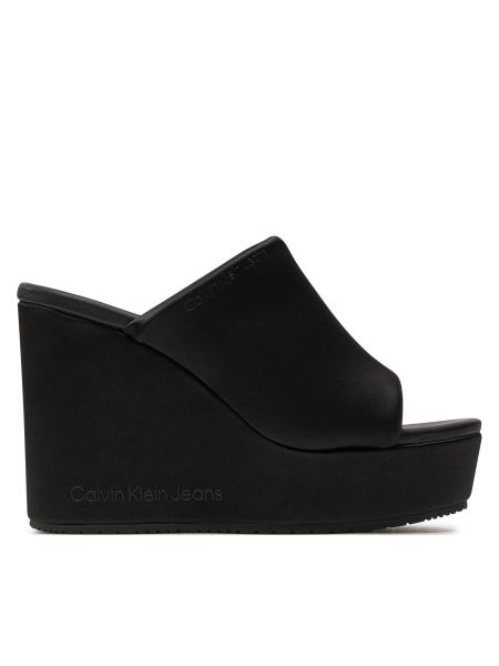 Sandále na kline Calvin Klein Jeans čierna