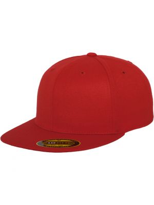 Прилепнала шапка с козирки Flexfit червено