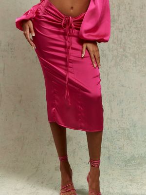 Атласная юбка с v-образным вырезом с рюшами Prettylittlething розовая