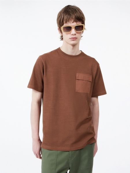 Camiseta con bolsillos Sfera marrón