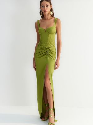 Вечерна рокля Trendyol зелено
