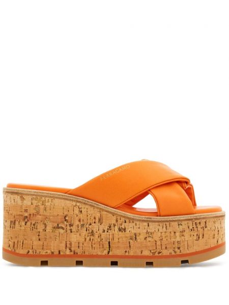 Кожени ниски обувки Ferragamo оранжево