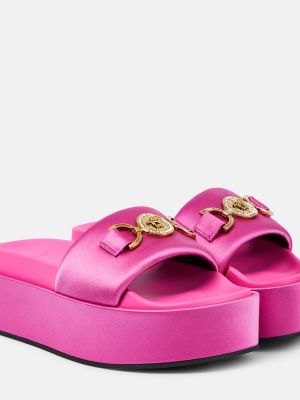 Saténové sandále na platforme Versace ružová