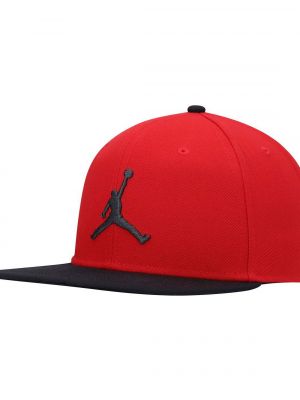 Красная кепка Jordan