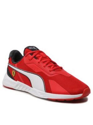Червоні кросівки Puma Ferrari