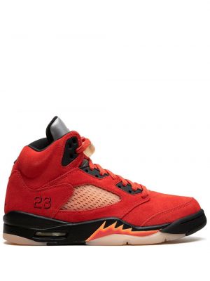 Baskets Jordan rouge