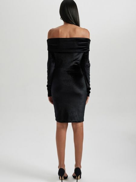 Бархатный платье с открытыми плечами Defacto черный