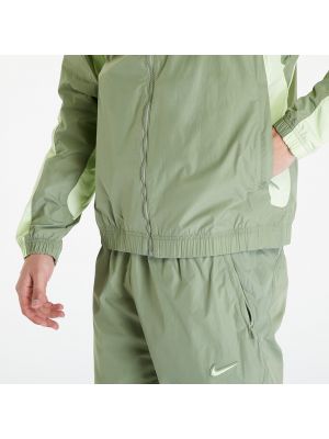 Αντιανεμικό μπουφάν από λυγαριά Nike πράσινο