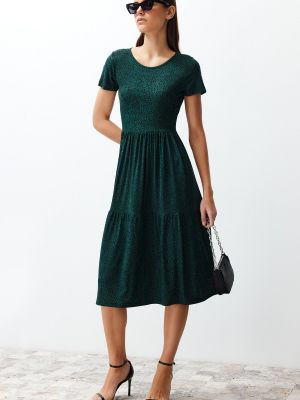 Pletené midi šaty s potiskem Trendyol zelené