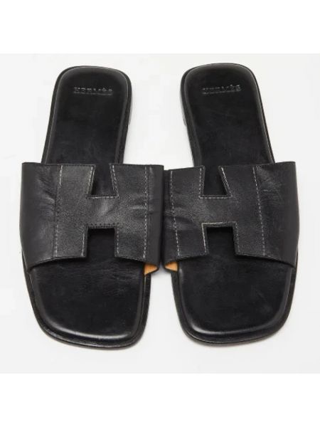 Calzado de cuero Hermès Vintage negro