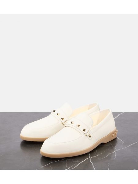Kožené loafers Valentino Garavani bílé